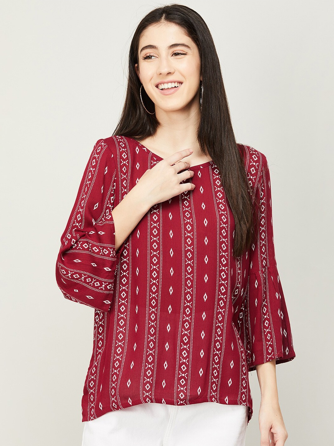

Fame Forever by Lifestyle Red & White Print Tie-Up Neck Top