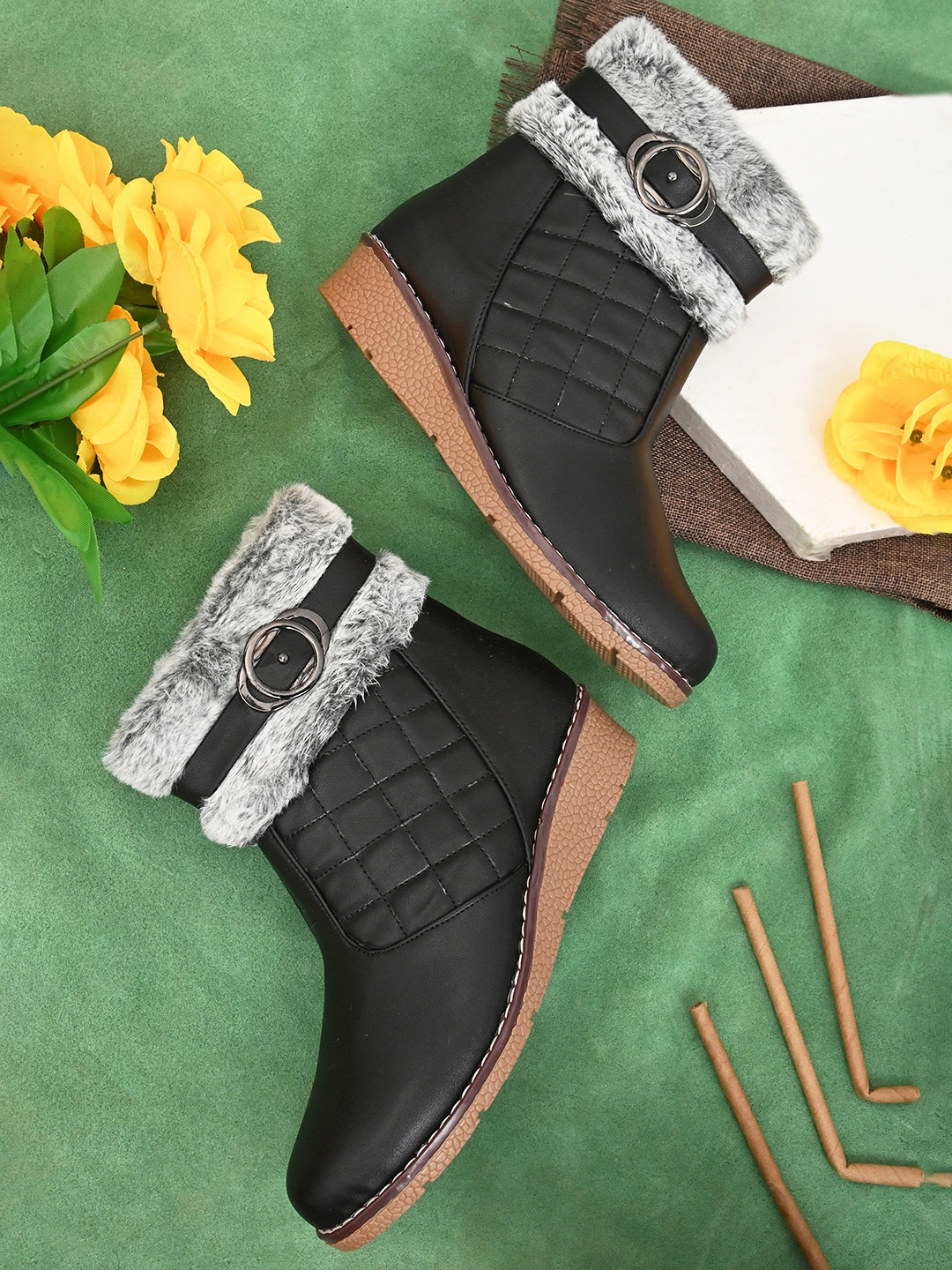 

BOOTCO Women Black & White Textured Faux Fur Trim Regular Boots
