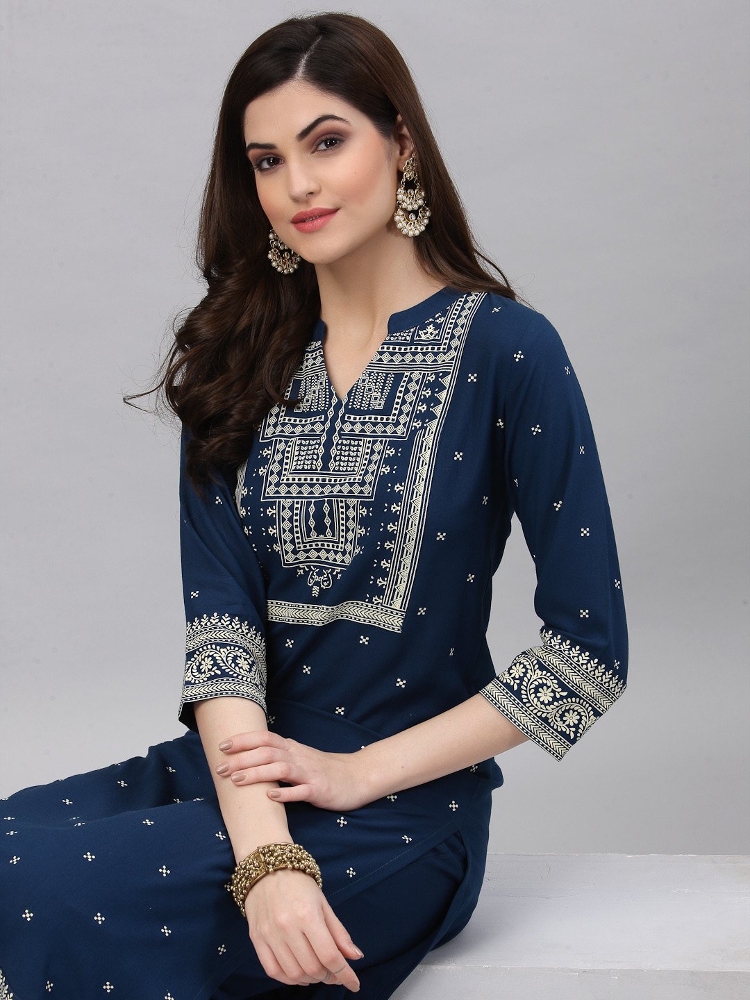 

KALINI Women Teal Ethnic Motifs Printed Kurta with Palazzos