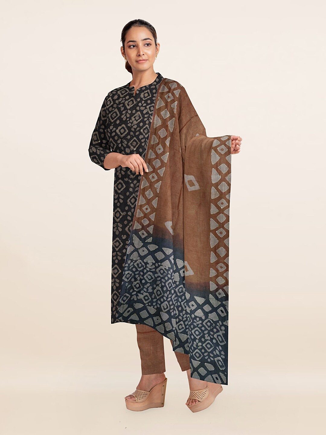 

Pothys Grey & Brown Printed Unstitched Dress Material
