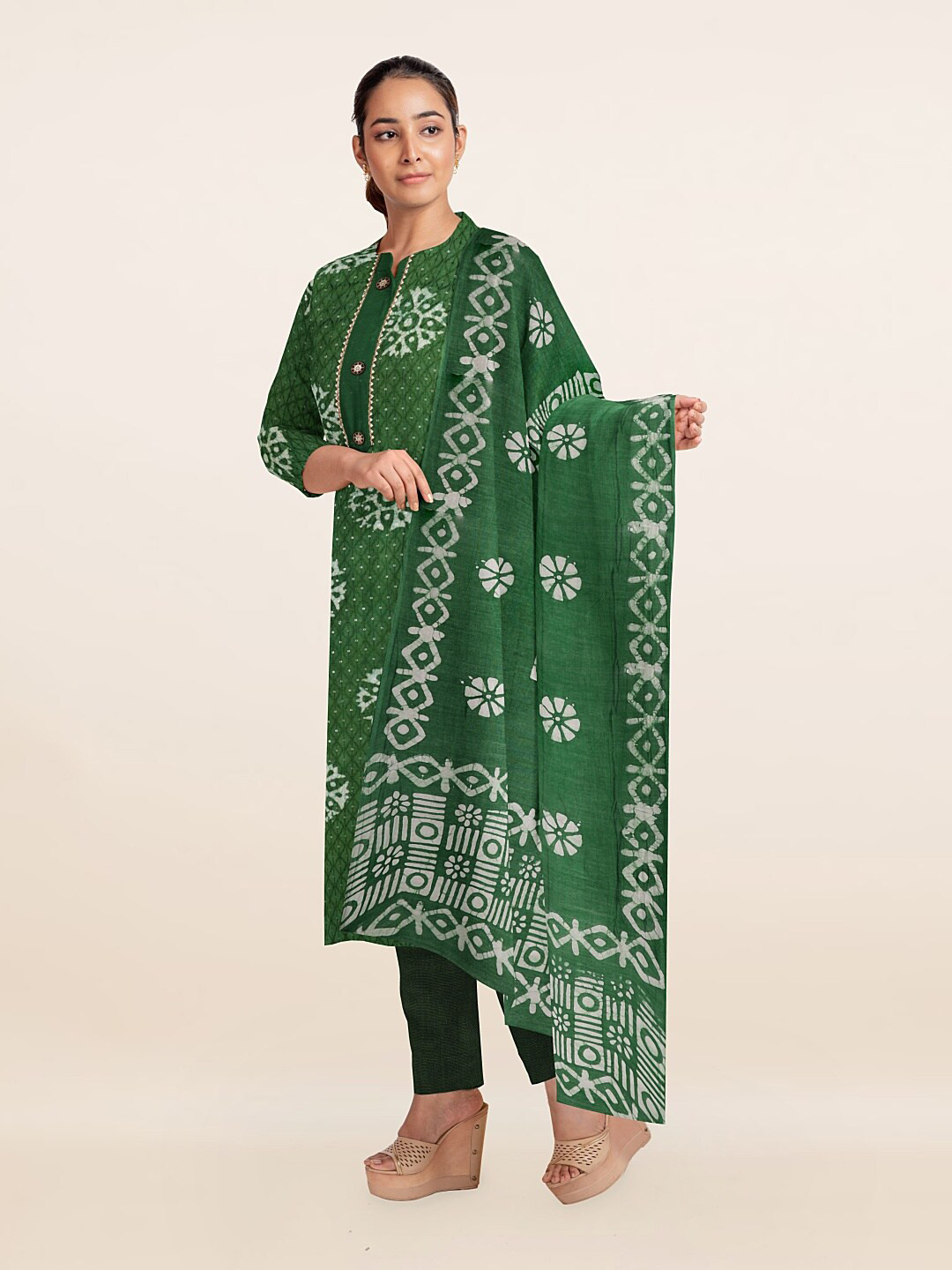 

Pothys Green & Cream-Coloured Printed Unstitched Dress Material