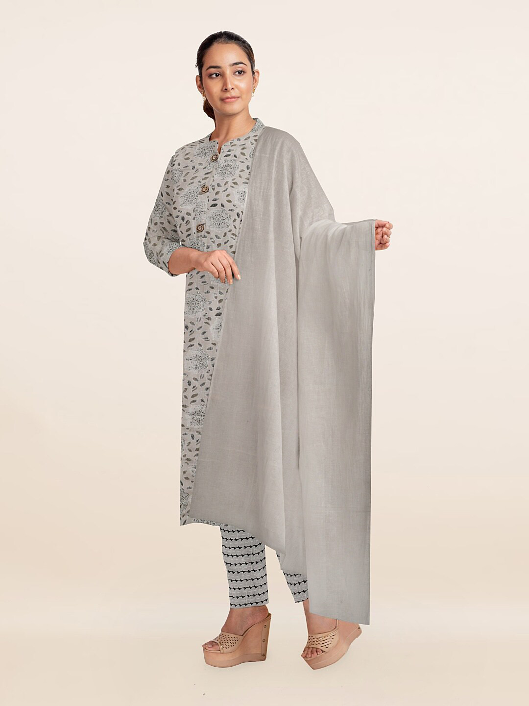 

Pothys Grey & White Printed Viscose Rayon Unstitched Dress Material