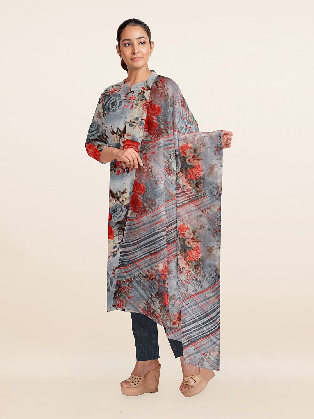 

Pothys Women Grey & Red Printed Unstitched Dress Material