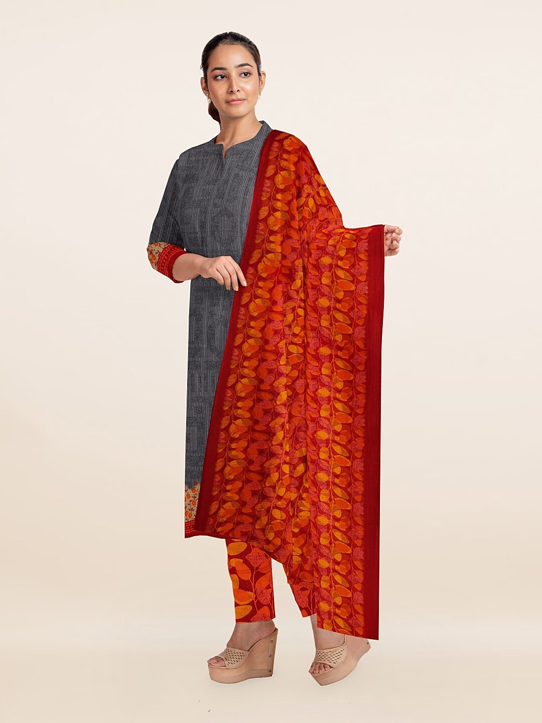 

Pothys Women Grey & Red Printed Unstitched Dress Material