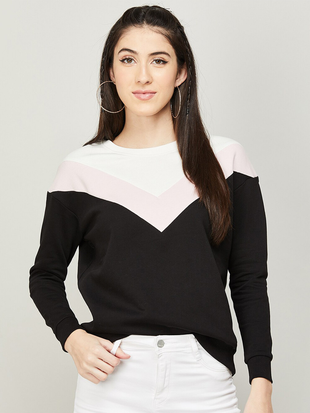 

CODE by Lifestyle Women Black Colourblocked Cotton Sweatshirt