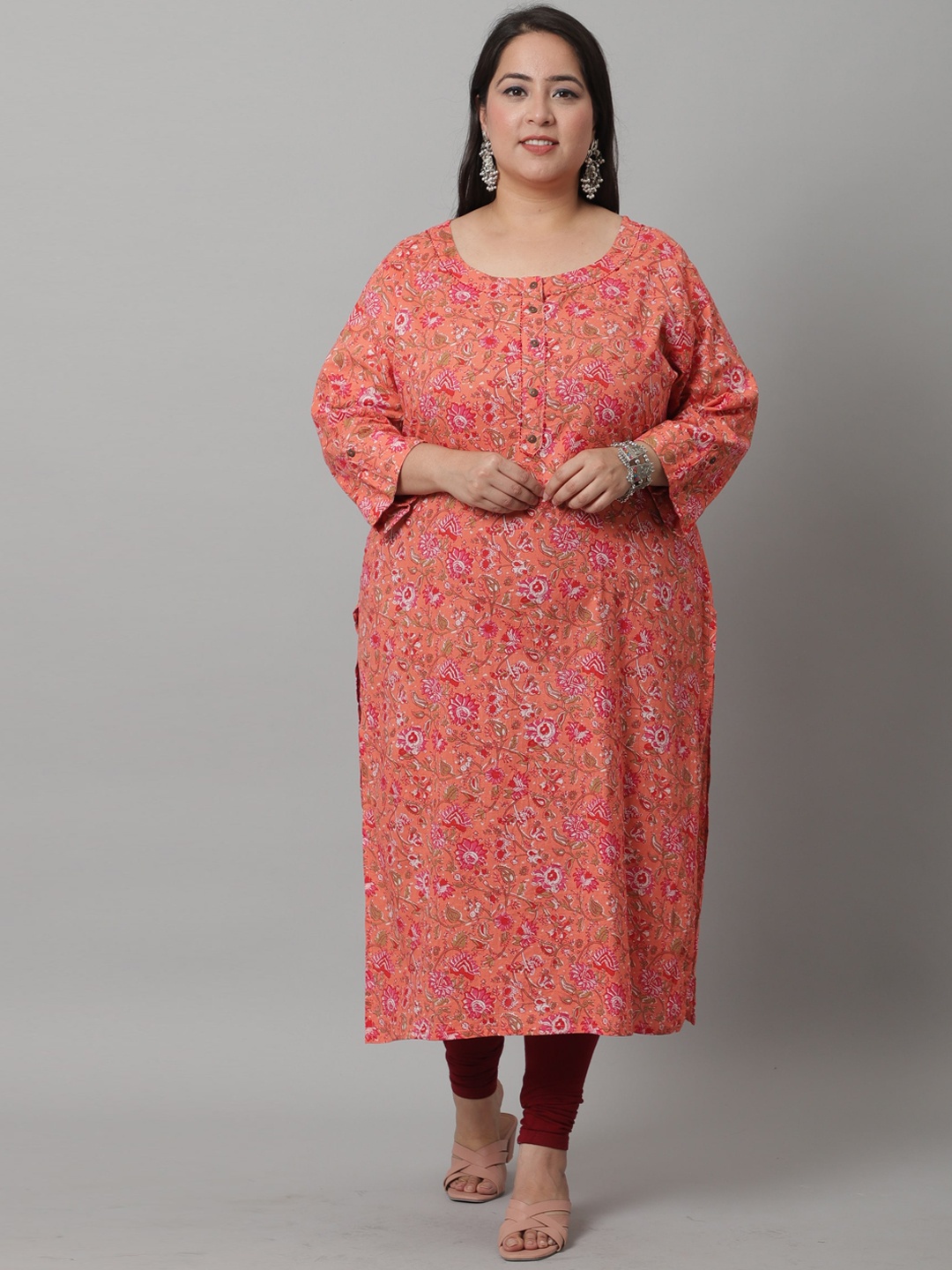 

Rajnandini Women Plus Size Floral Printed Thread Work Pure Cotton Kurta, Orange