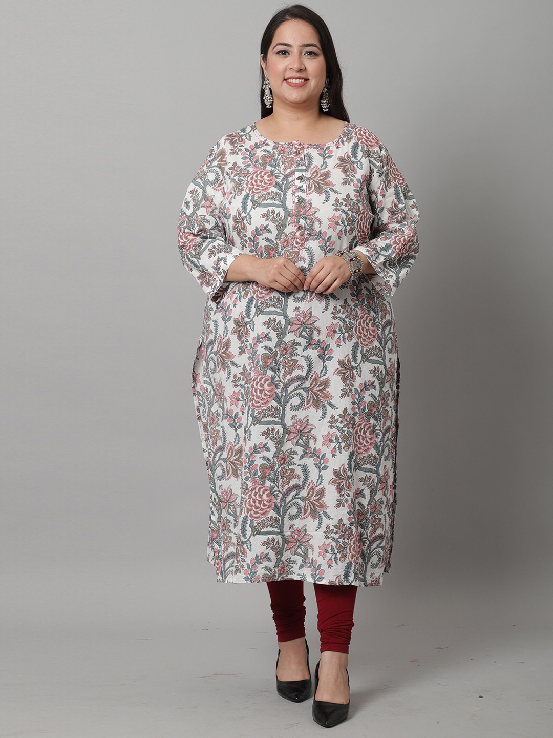 

Rajnandini Plus Size Floral Printed Pure Cotton Kurta, White