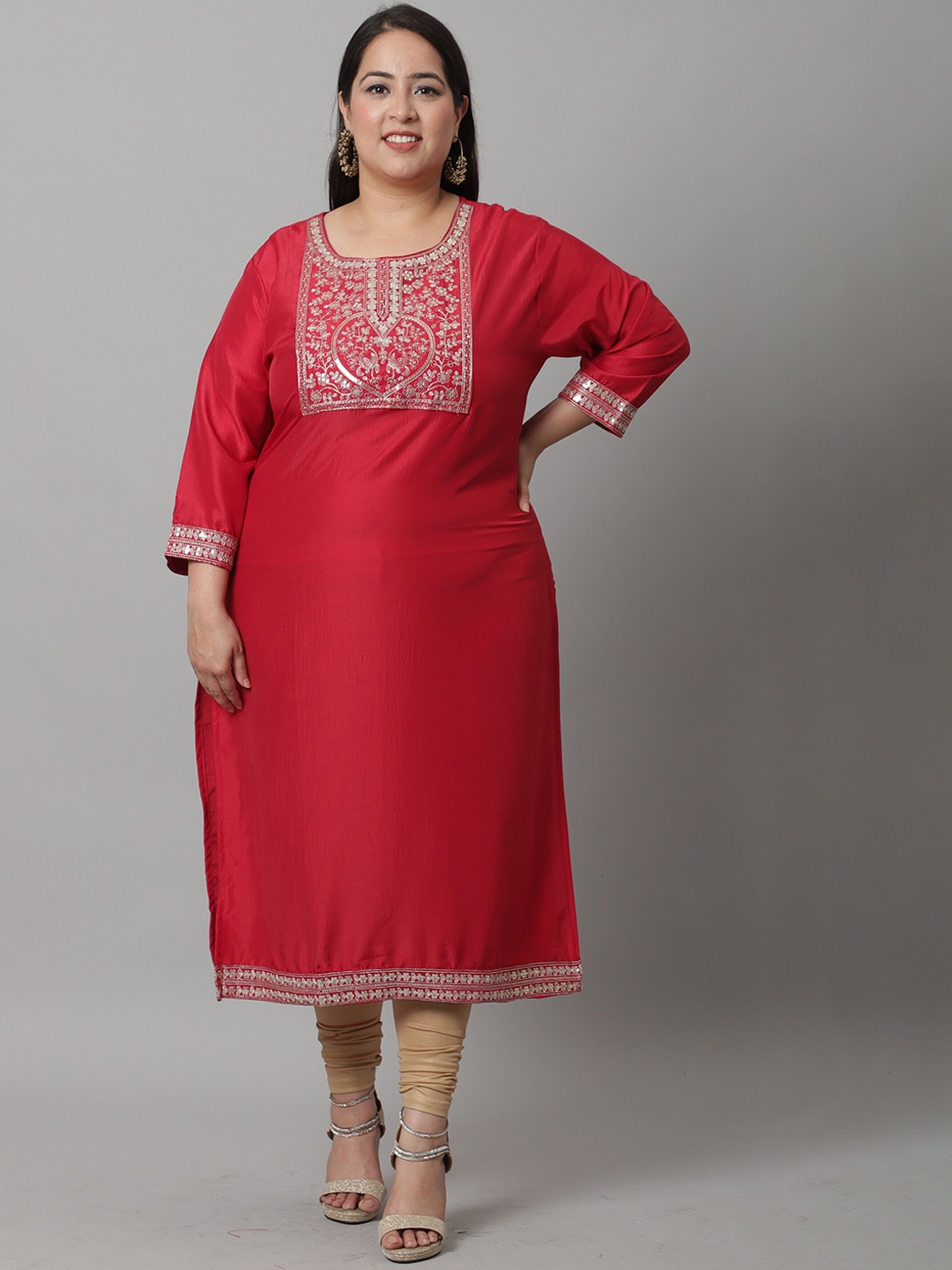 

Rajnandini Plus Size Floral Yoke Design Cotton Kurta, Maroon