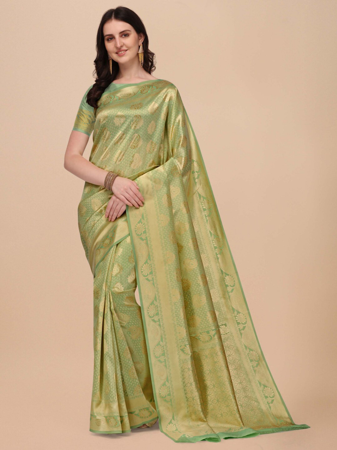 

Kasak Green & Gold-Toned Ethnic Motifs Zari Banarasi Saree