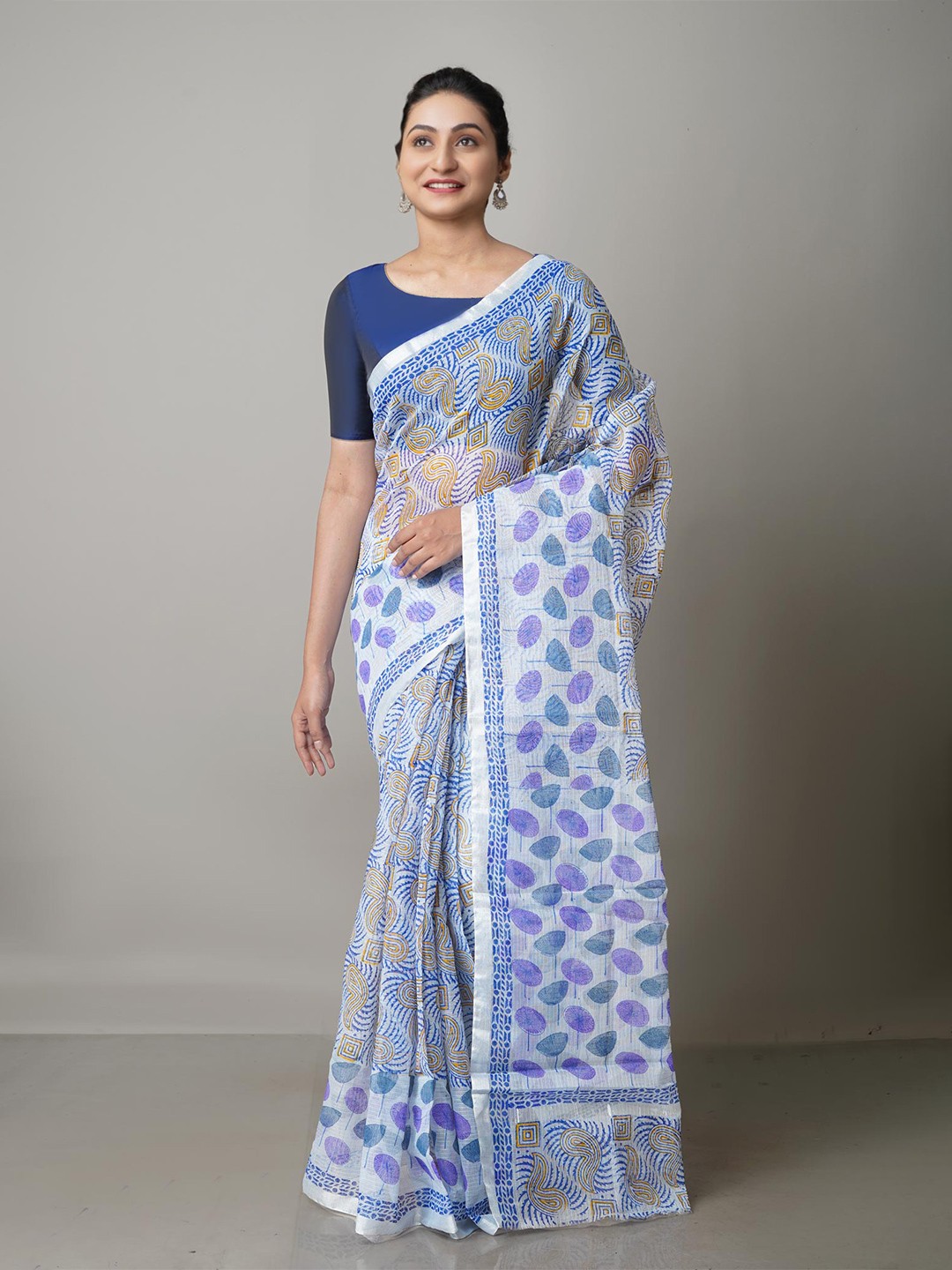 

Unnati Silks White & Blue Ethnic Motifs Pure Cotton Kota Saree