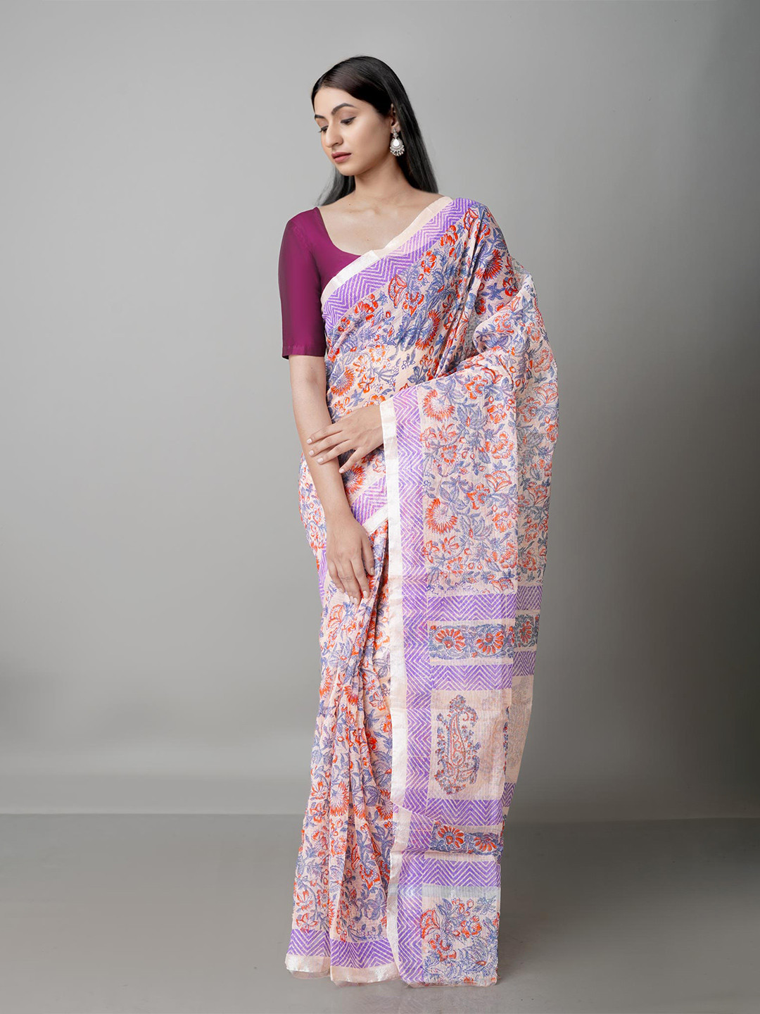 

Unnati Silks Peach-Coloured & Silver-Toned Ethnic Motifs Pure Cotton Kota Saree
