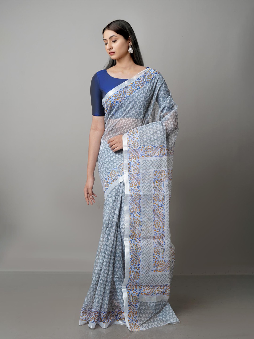 

Unnati Silks Grey & White Ethnic Motifs Zari Pure Cotton Kota Saree