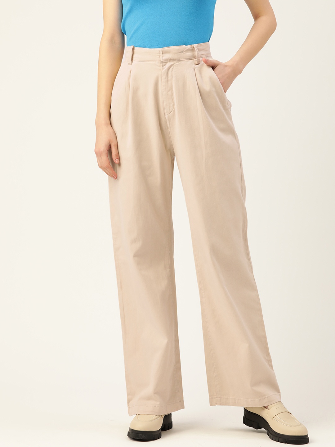 

Malachi Women Beige Solid Flared High-Rise Jeans