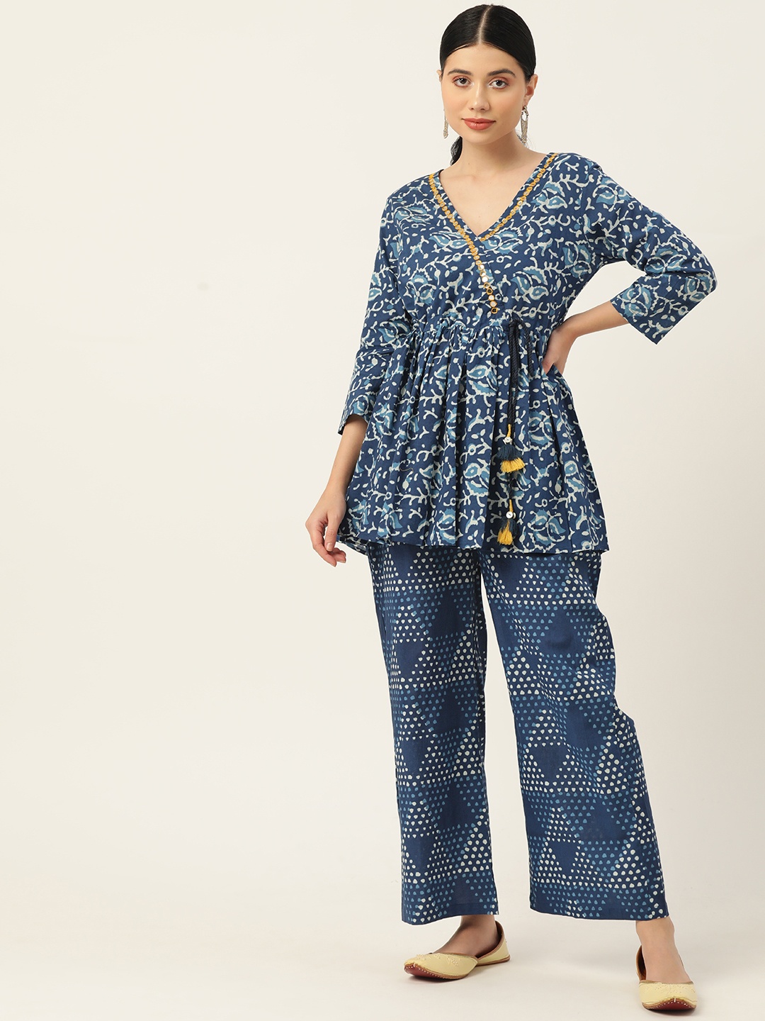 

Jaipur Morni Blue & White Ethnic Motifs Print Top with Palazzos