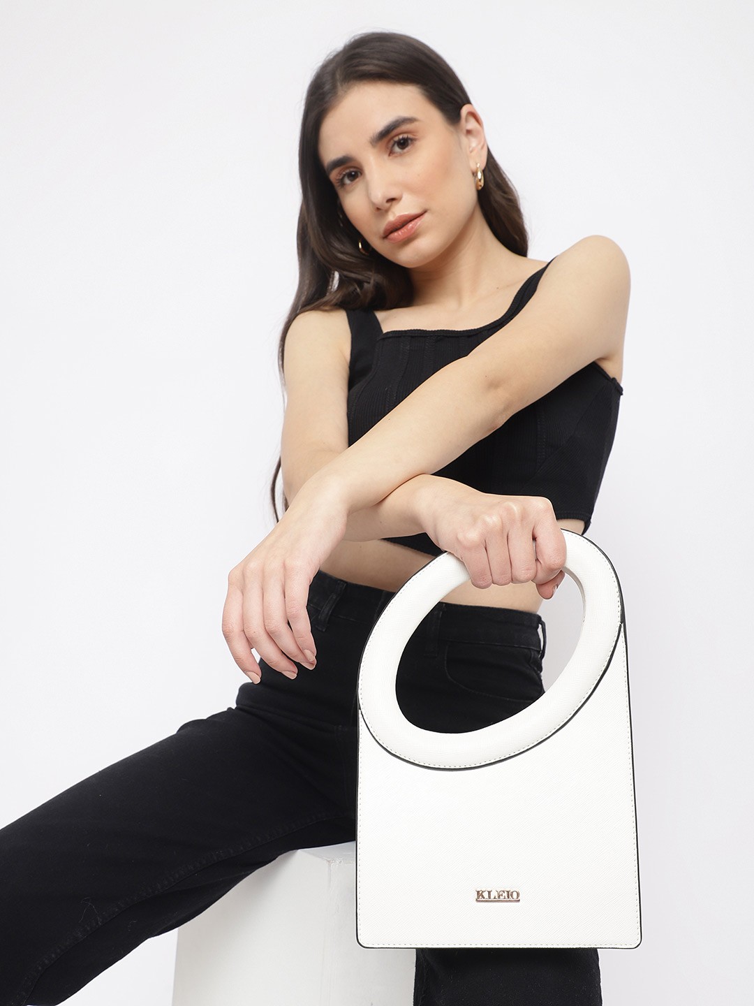 

KLEIO Women Scupltural Shaped Top Handle Handbag, White