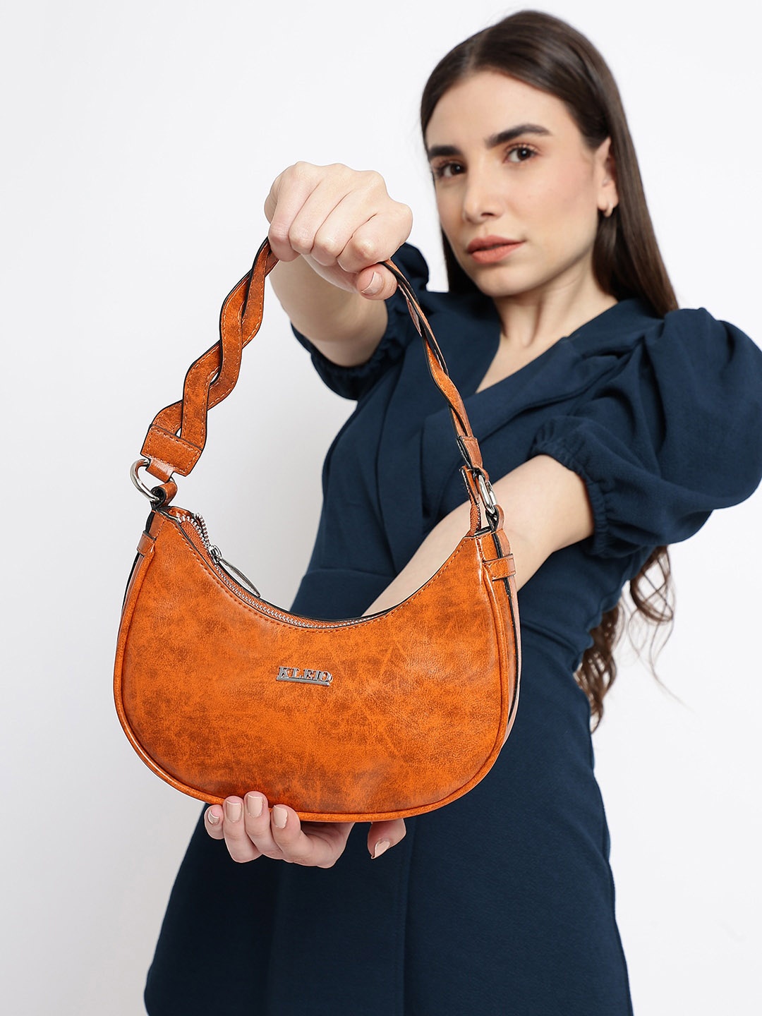 

KLEIO Vegan Shoulder Bag, Orange