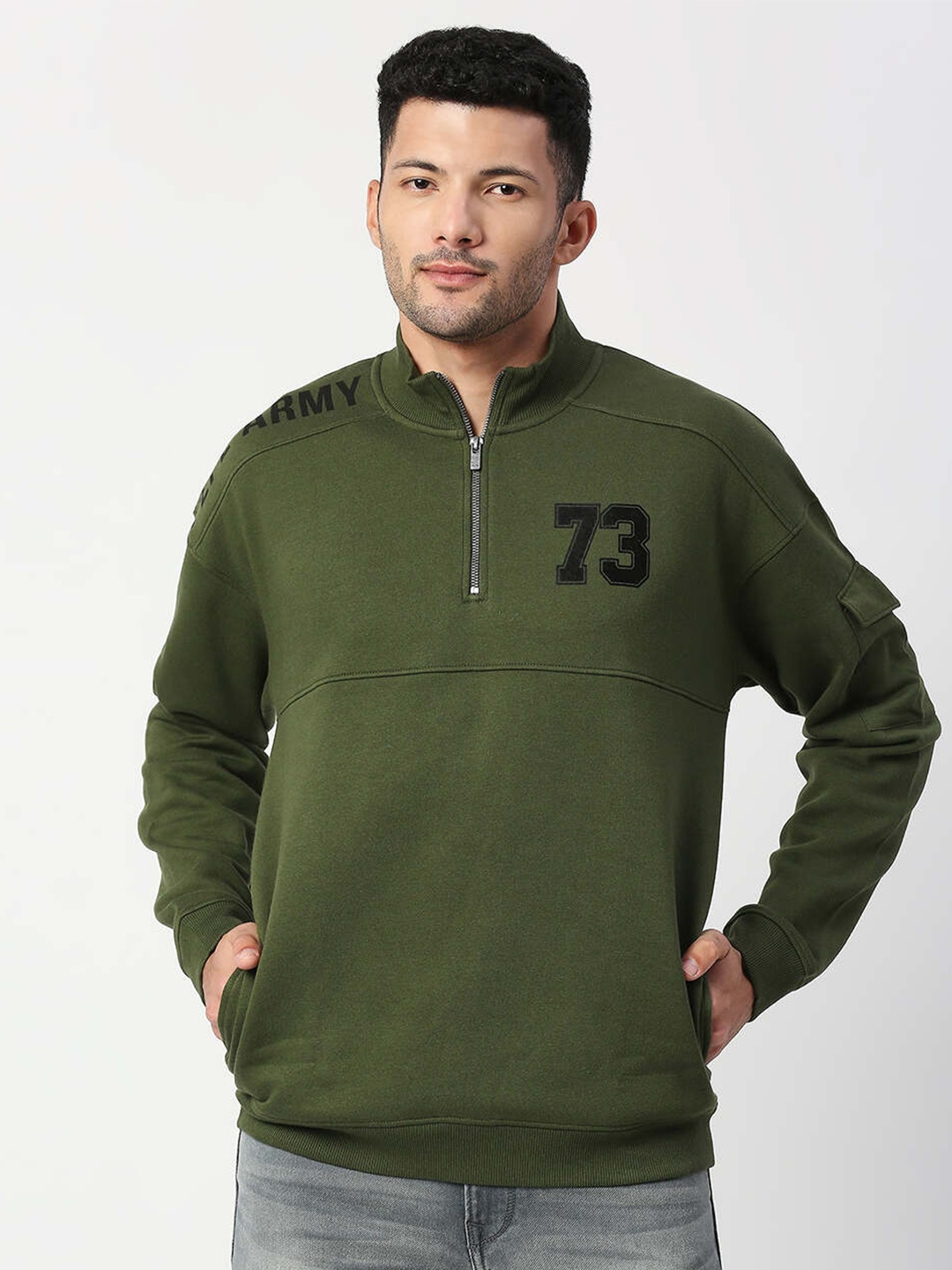 

Pepe Jeans Men Green Solid Sweatshirt