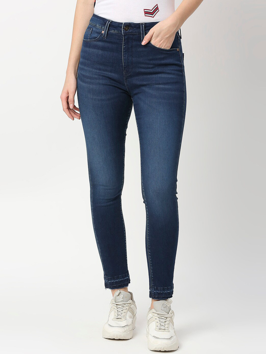

Pepe Jeans Women Navy Blue Skinny Fit High-Rise Light Fade Cotton Jeans
