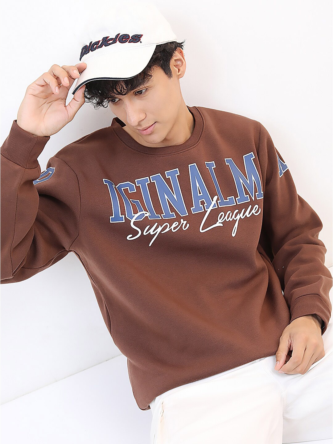 

HIGHLANDER Men Brown Printed Sweatshirt