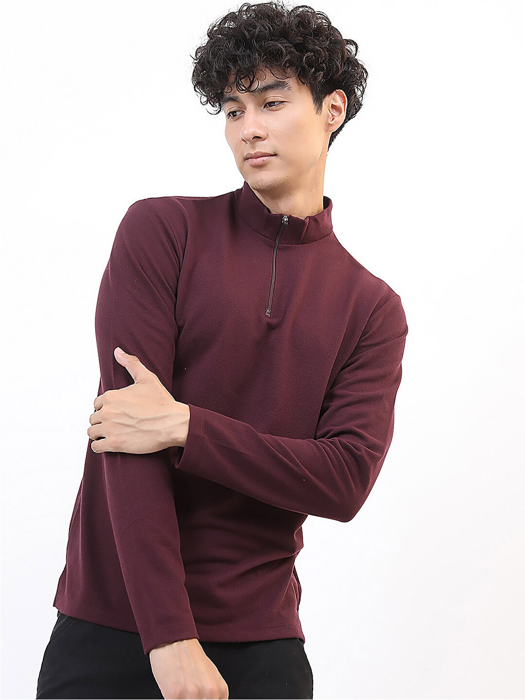 

HIGHLANDER Men Maroon High Neck Slim Fit T-shirt