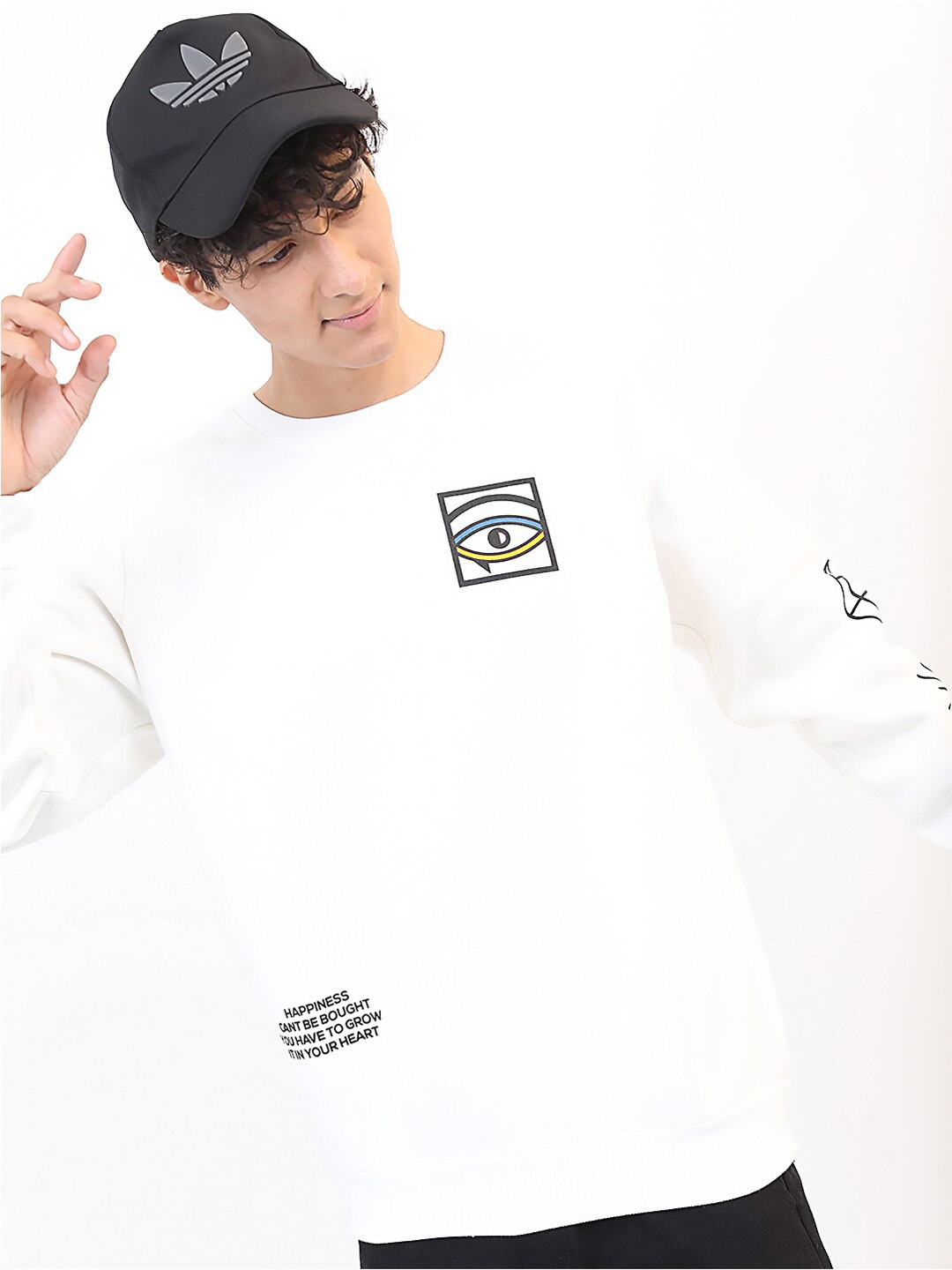 

HIGHLANDER Men White Pullover Sweatshirt