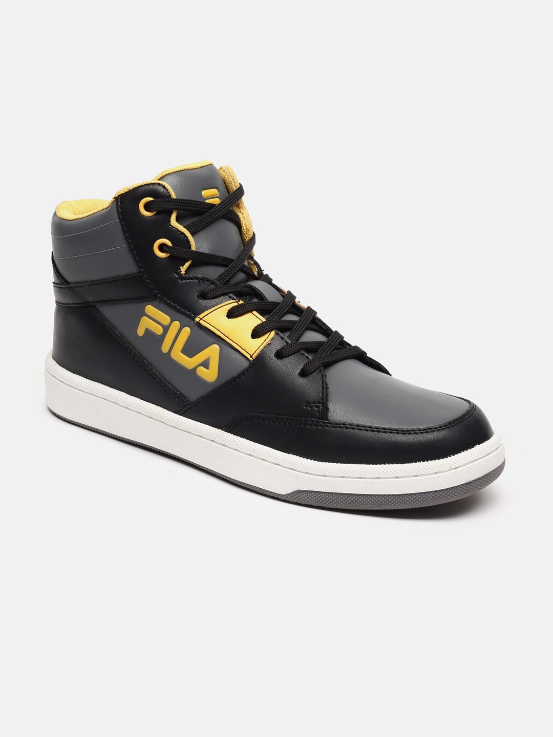 

FILA Men Black Colourblocked Sneakers