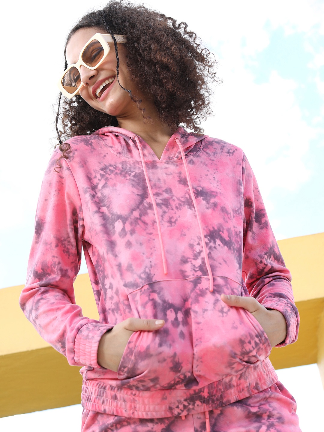 

Tokyo Talkies Womens Pink Tie & Dye Printed Hooded Sweatshirt