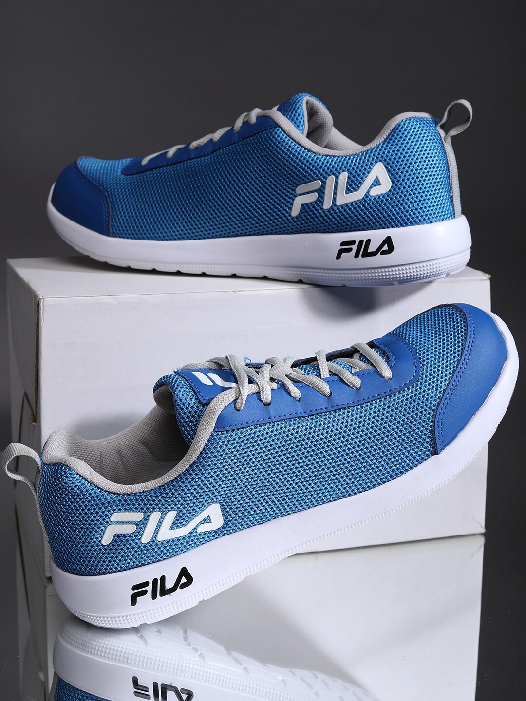 

FILA Men Blue Running Non-Marking Shoes
