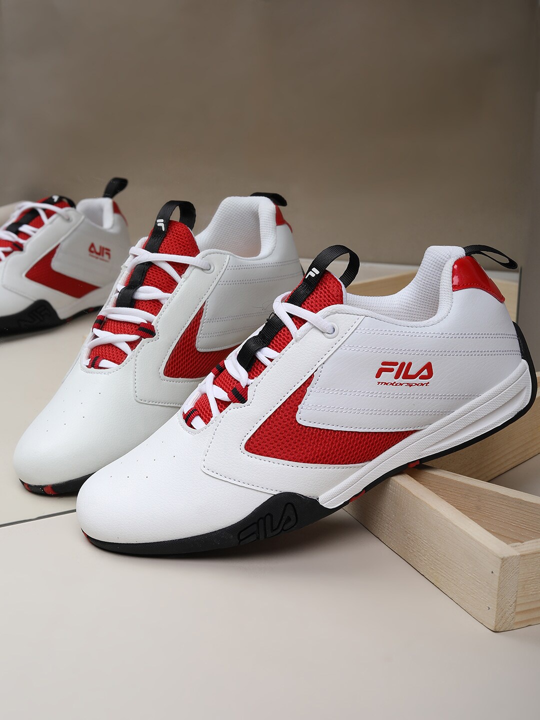 

FILA Men White Running Non-Marking Shoes