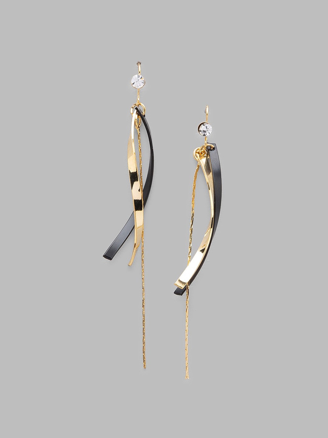 

Globus Contemporary Gold Plated Drop Earrings