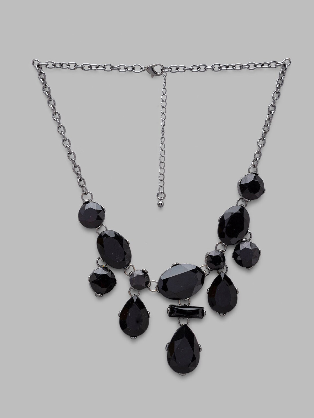 

Globus Black Statement Necklace