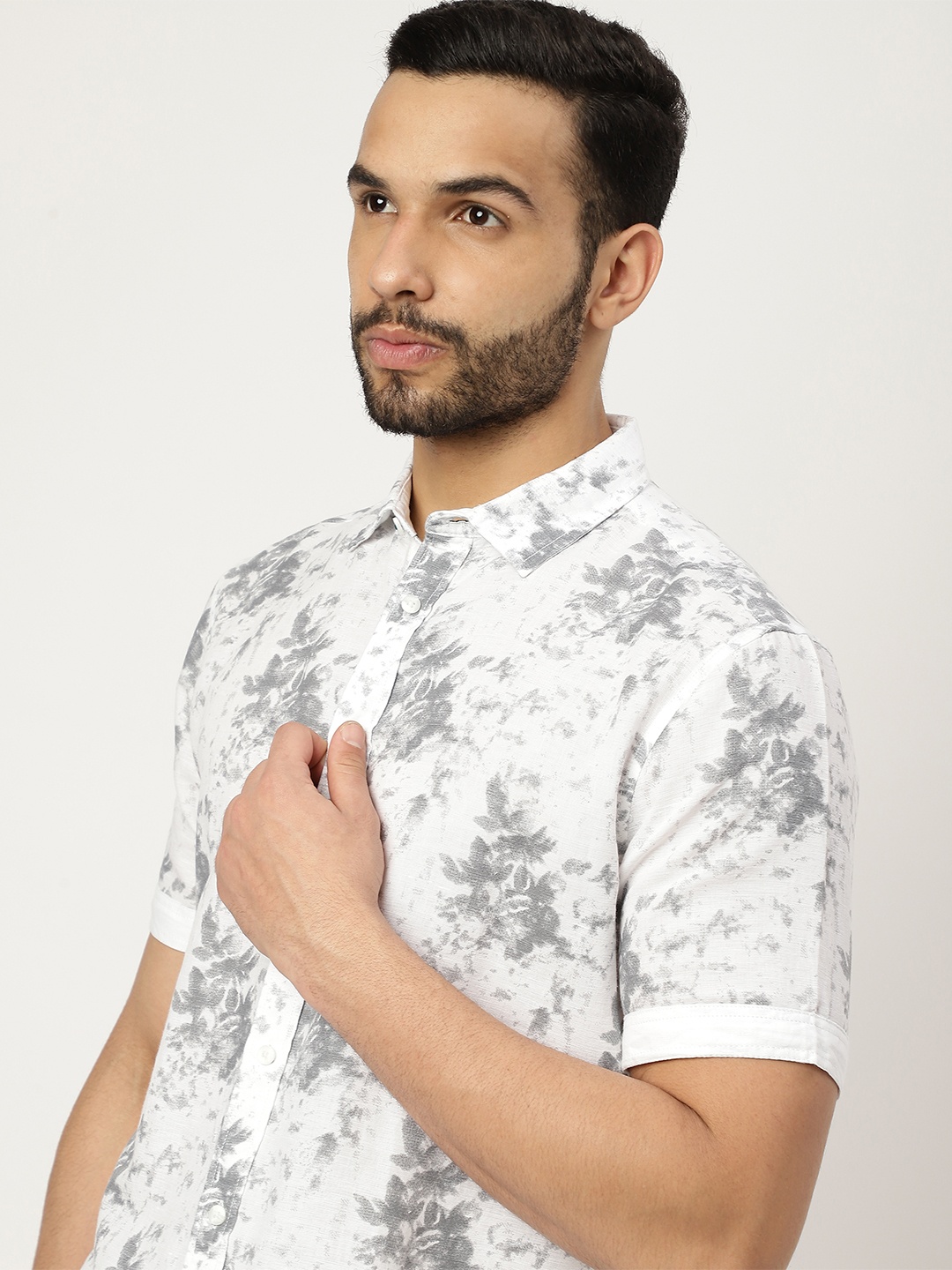 

Marks & Spencer Men Floral Printed Casual Shirt, White