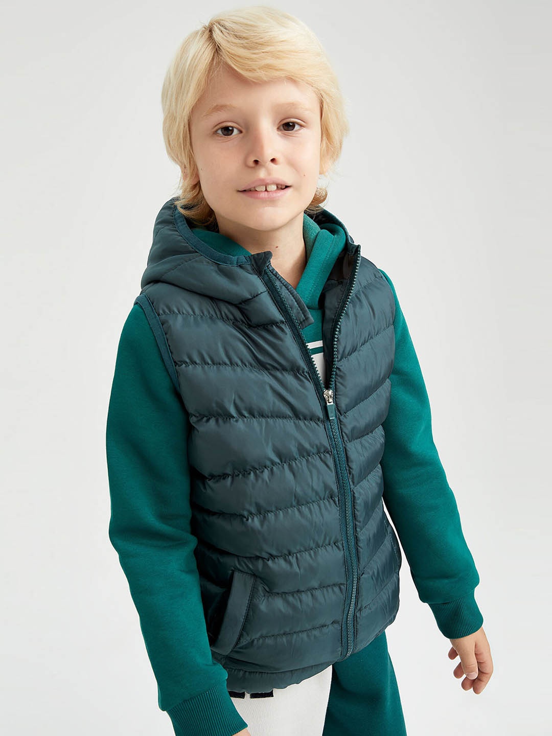 

DeFacto Boys Green Solid Padded Jacket