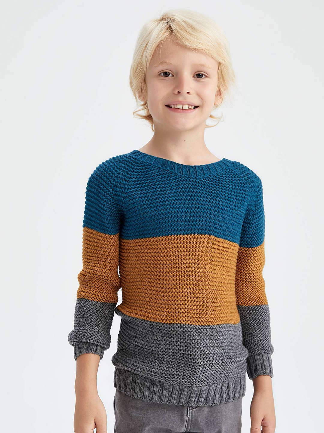 

DeFacto Boys Blue & Mustard Colourblocked Pullover