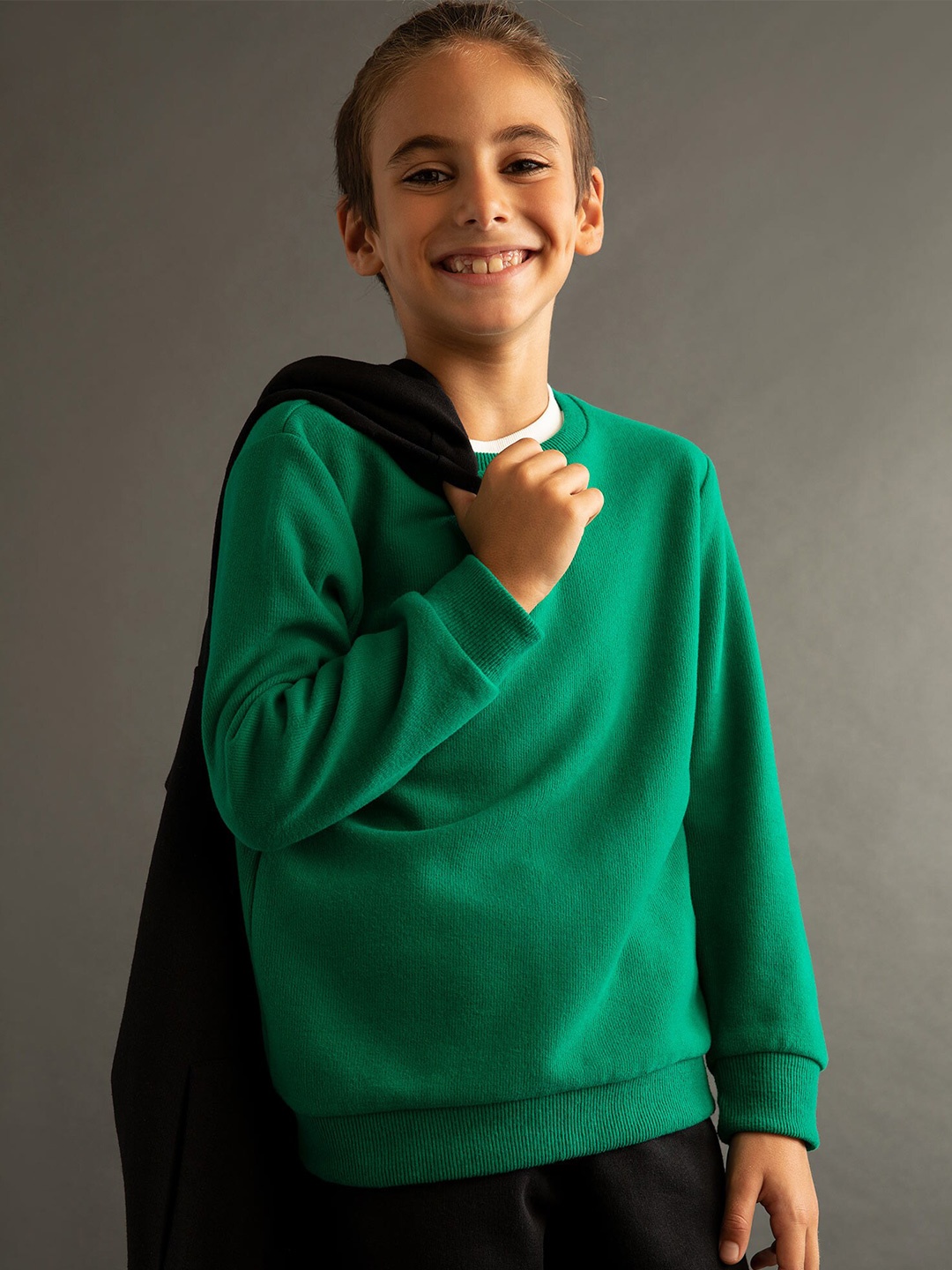 

DeFacto Boys Green Pull Over Sweatshirt