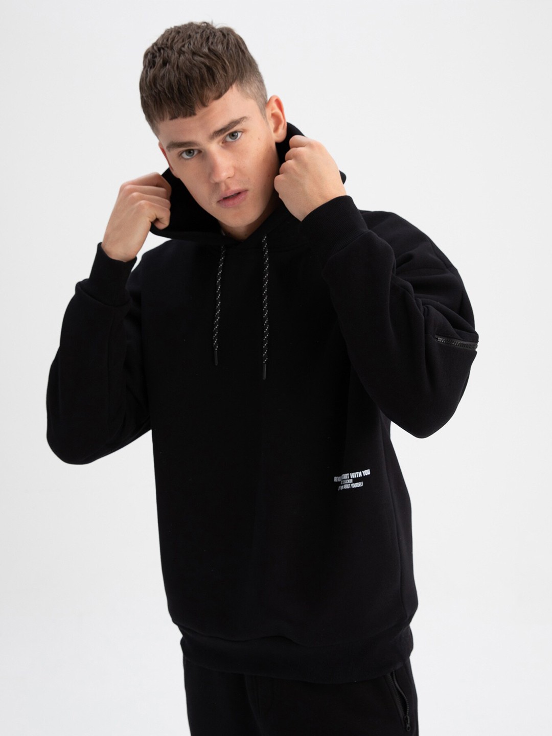

DeFacto Hooded Cotton Sweatshirt, Black