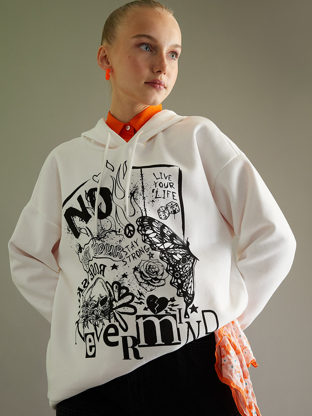 

DeFacto Women White Printed Hooded Sweatshirt