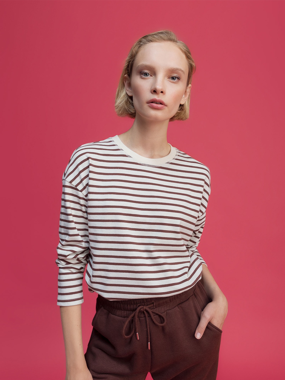 

DeFacto Women White Striped Cotton Sweatshirt
