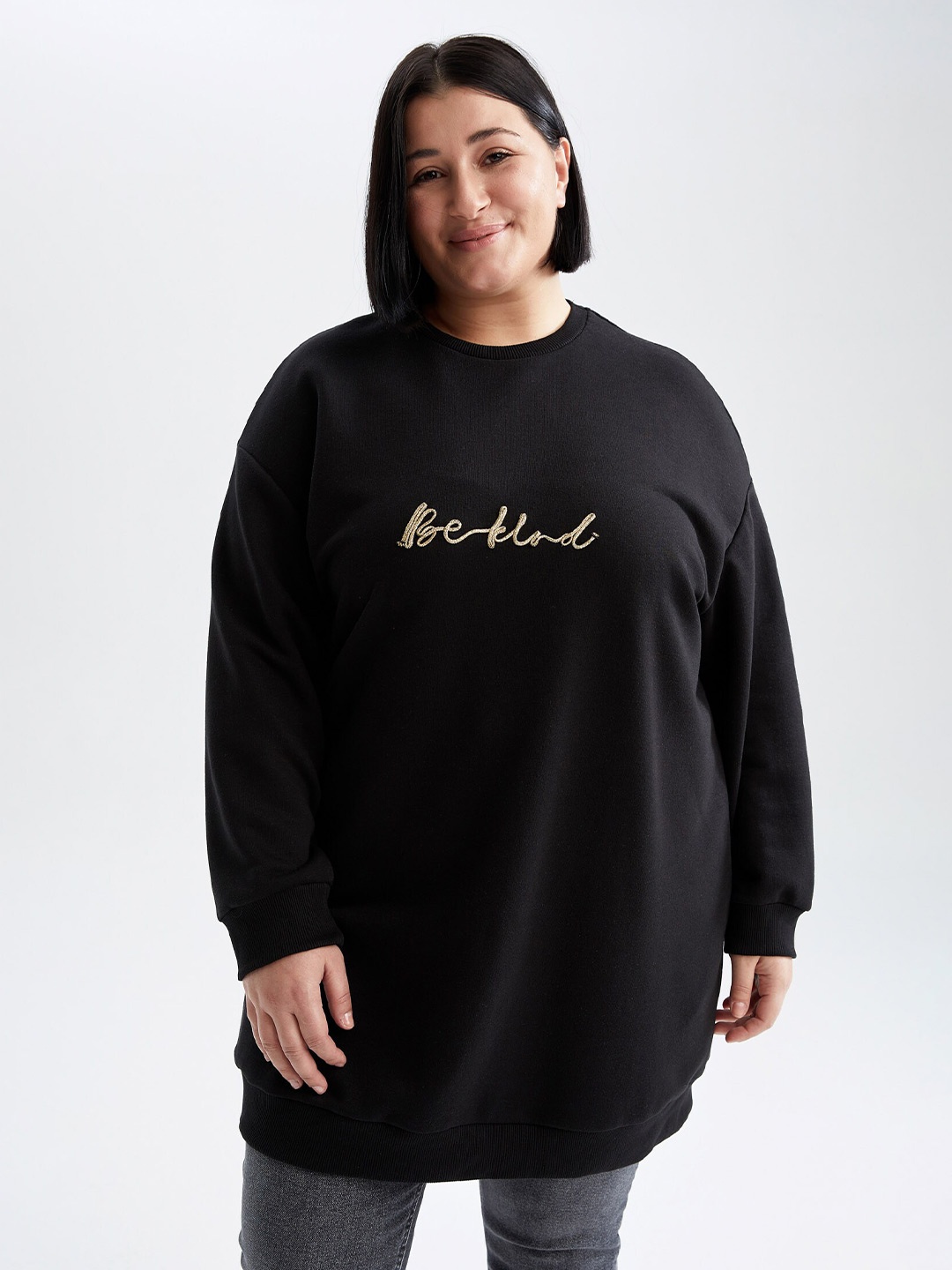 

DeFacto Women Black Longline Sweatshirt