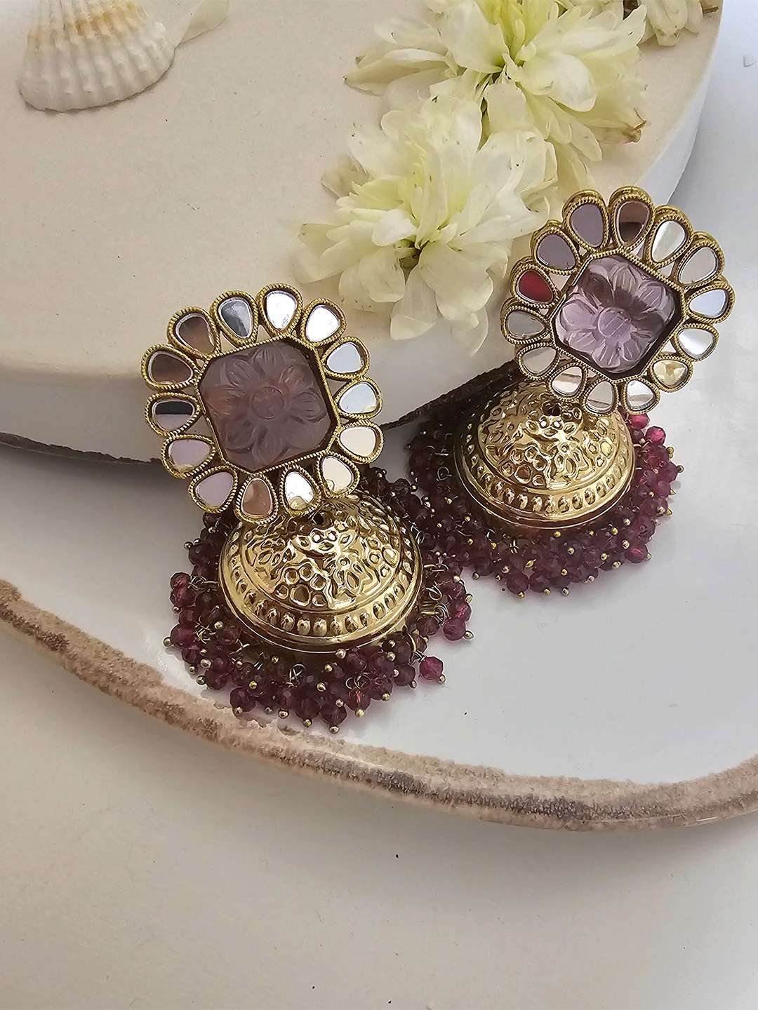

Binnis Wardrobe Magenta & Gold-Plated Kundan Dome Shaped Drop Earrings