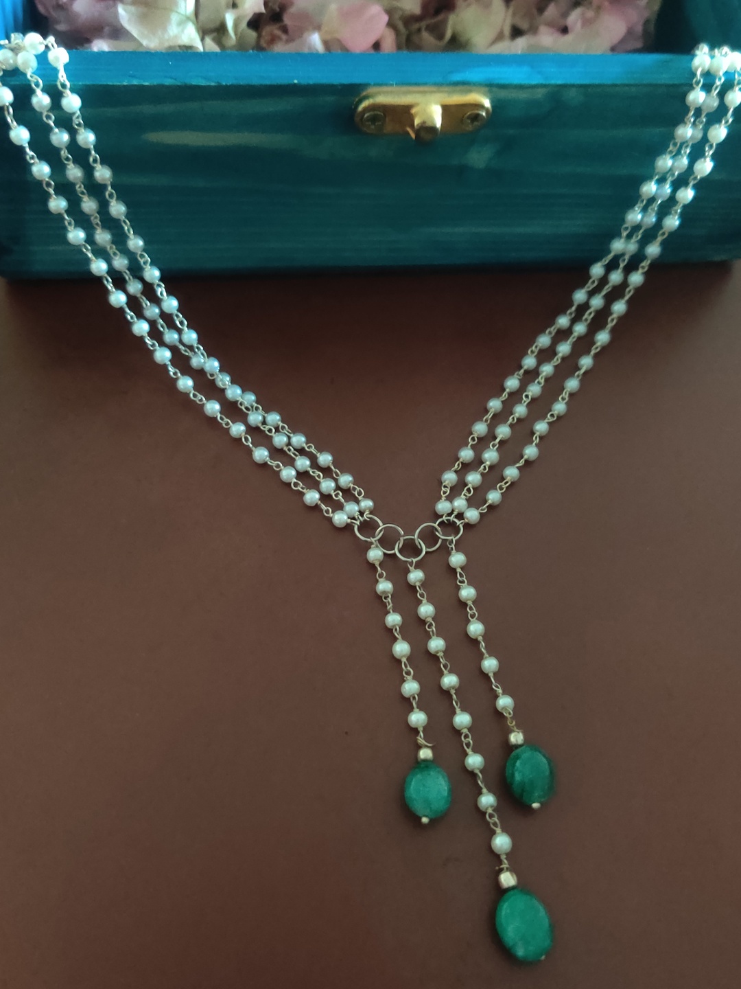 

Binnis Wardrobe Green & White German Silver Silver-Plated Layered Necklace