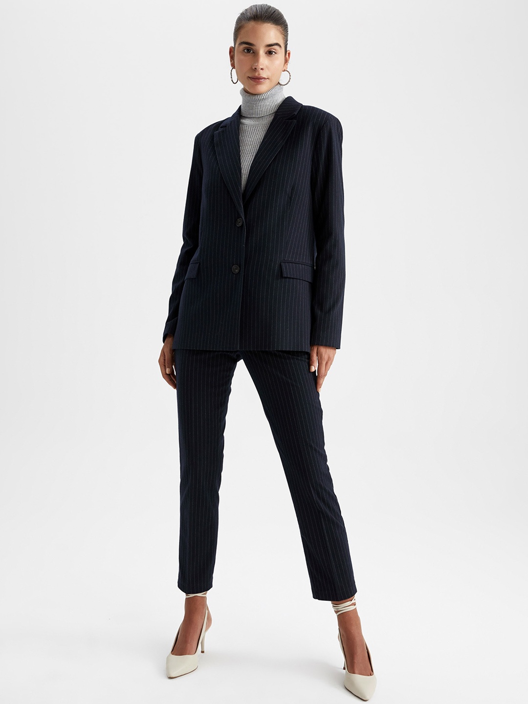 

DeFacto Women Navy Blue Solid Trousers