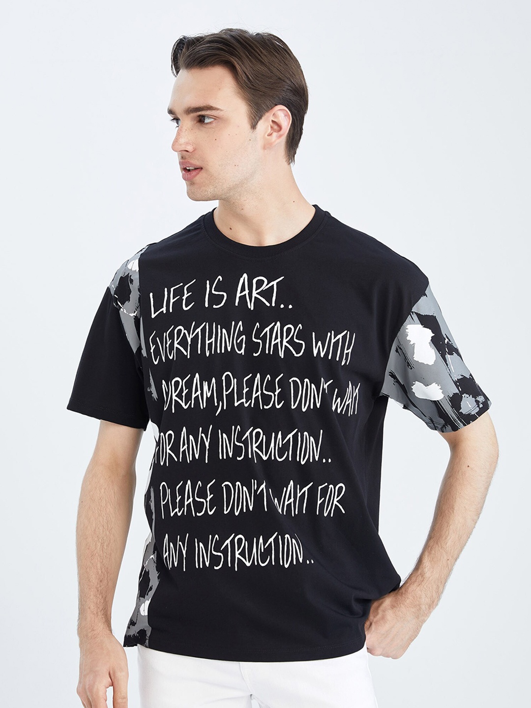 

DeFacto Men Black Typography Printed Pure Cotton T-shirt