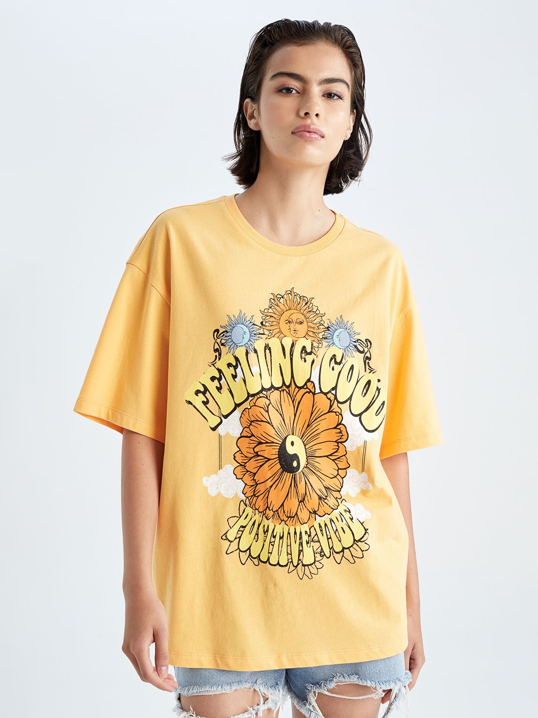 

DeFacto Women Yellow Typography Printed Pure Cotton T-shirt