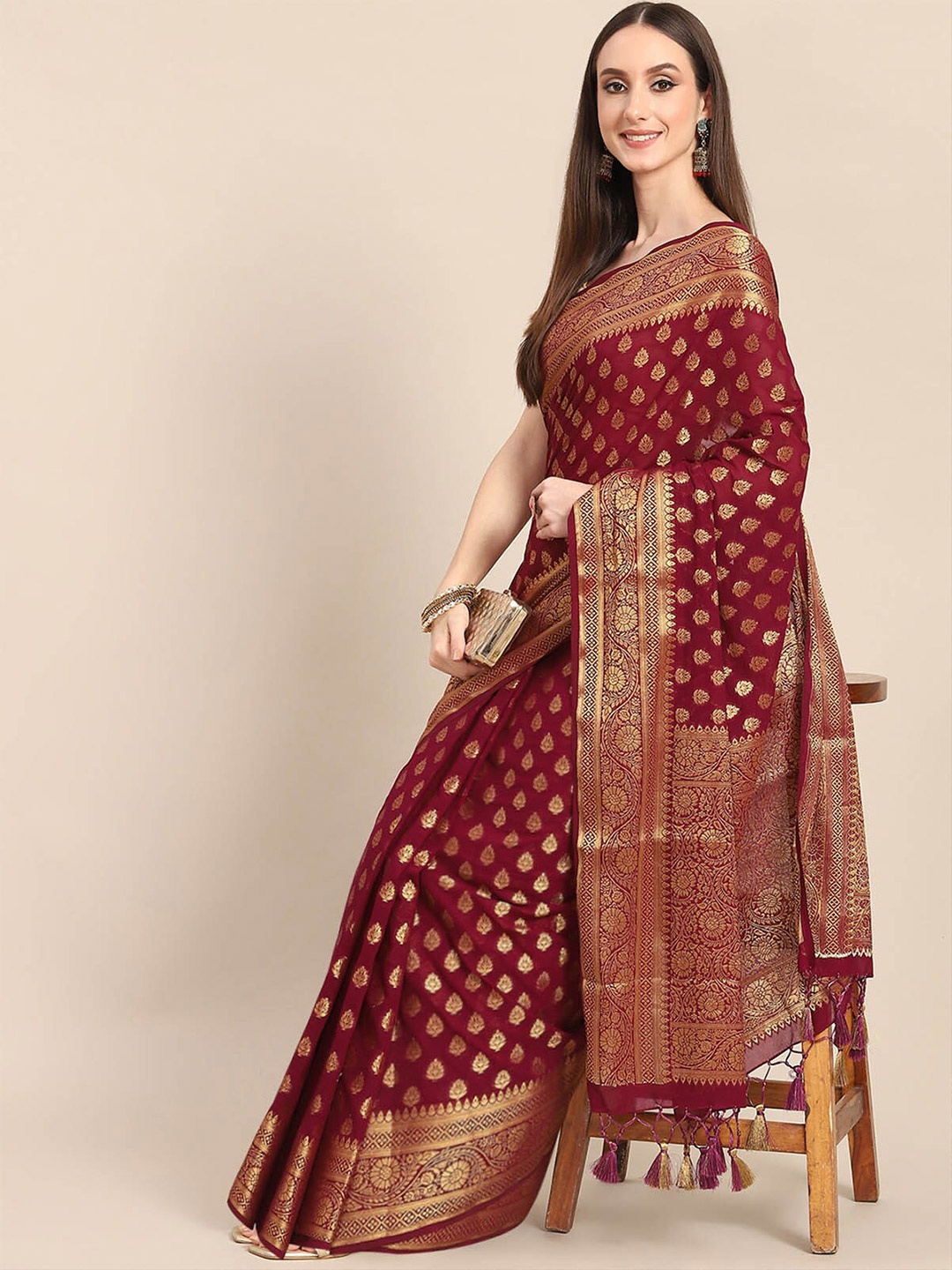 

ODETTE Maroon & Gold-Toned Woven Design Zari Saree