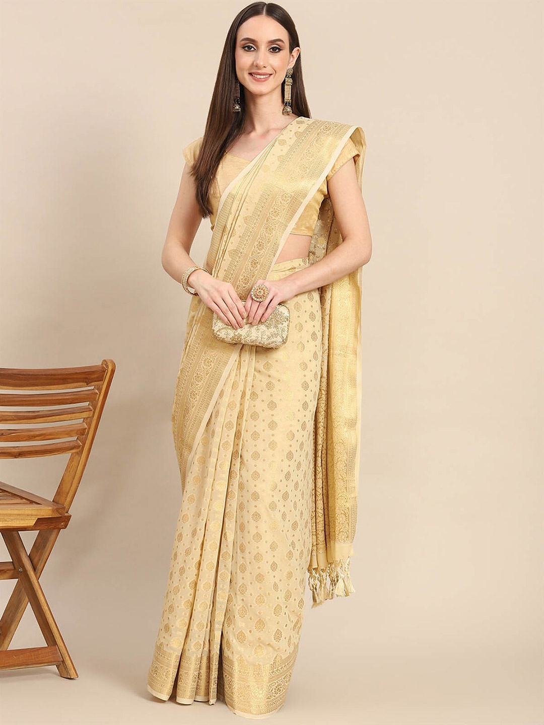 

ODETTE Cream-Coloured & Gold-Toned Ethnic Motifs Zari Saree