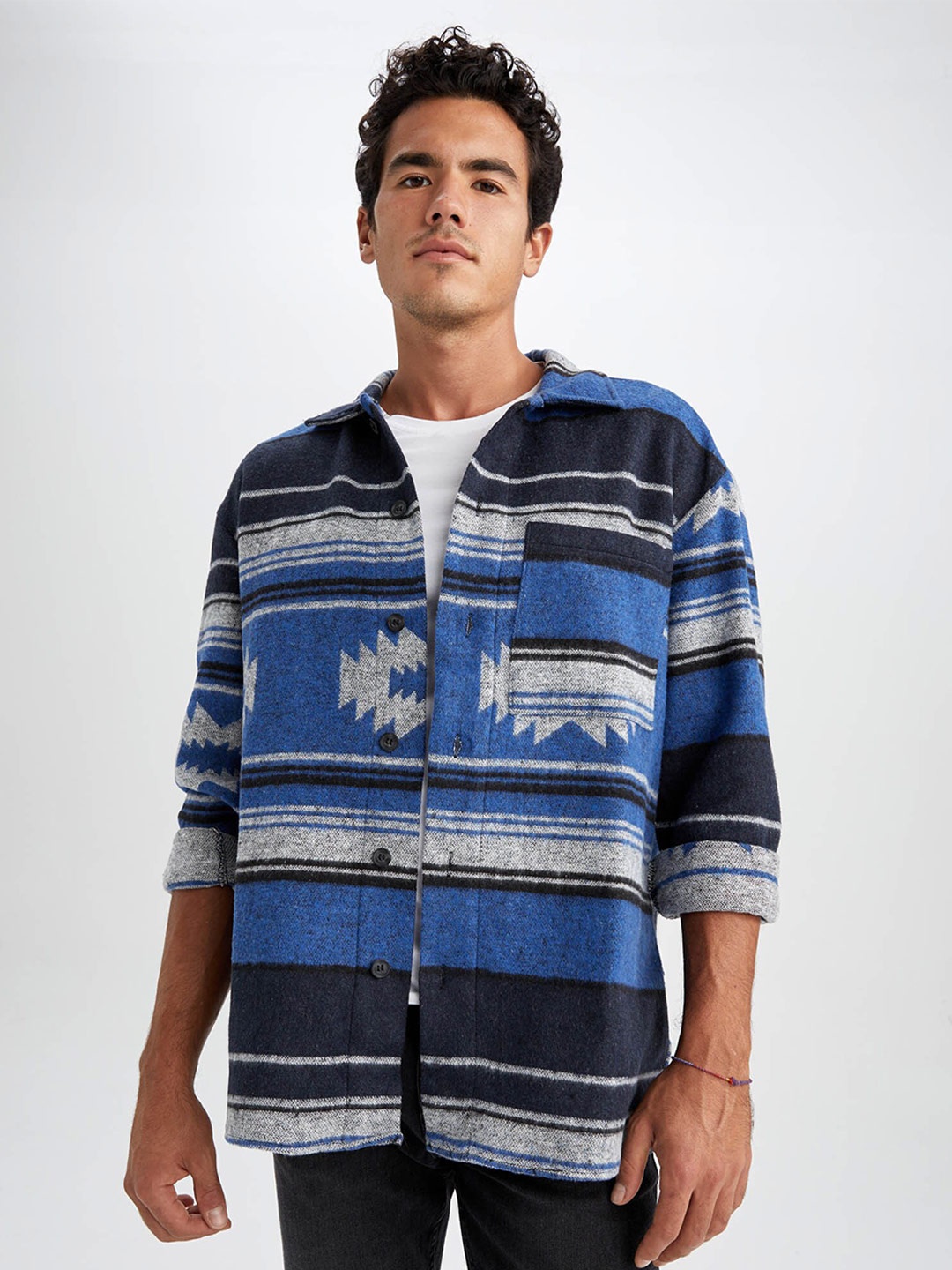 

DeFacto Men Horizontal Stripes Striped Casual Shirt, Blue