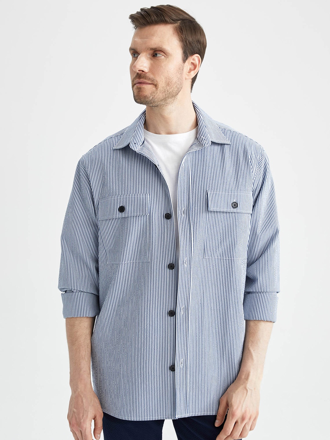 

DeFacto Men Blue Striped Casual Shirt