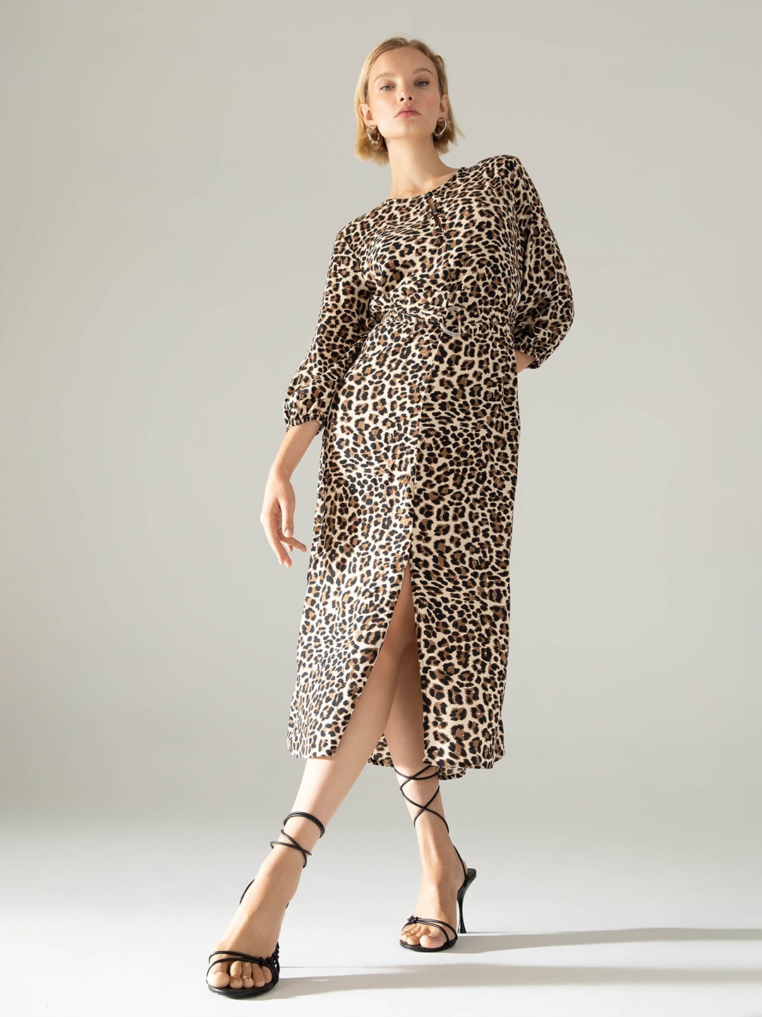 

DeFacto Women Off White & Black Animal Print A-Line Midi Dress