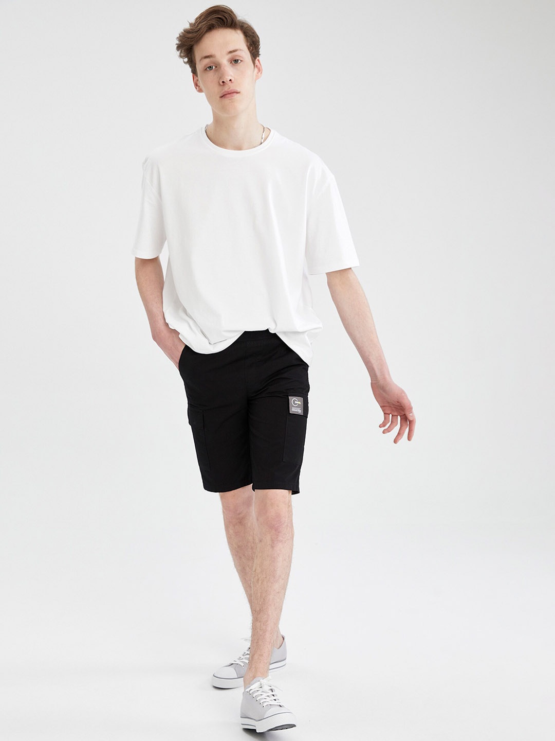 

DeFacto Men Black Cotton Regular Shorts